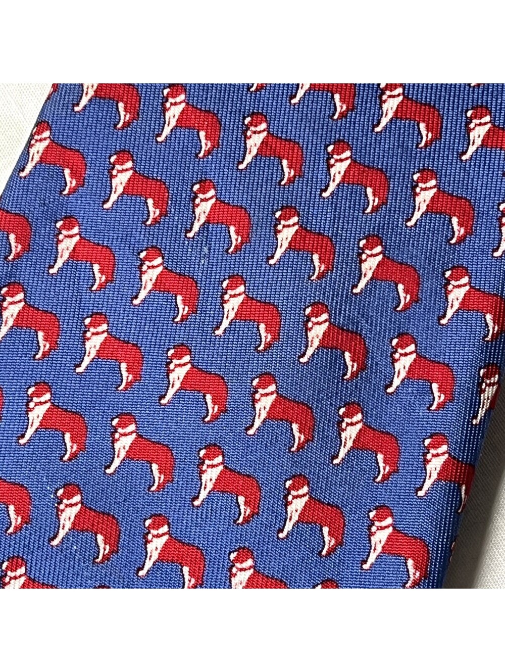 Vineyard Vines Silk Tie St Bernards School NYC Custom 59.5" x 3.5" Dog Motif